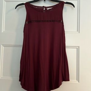 Women’s sleeveless top